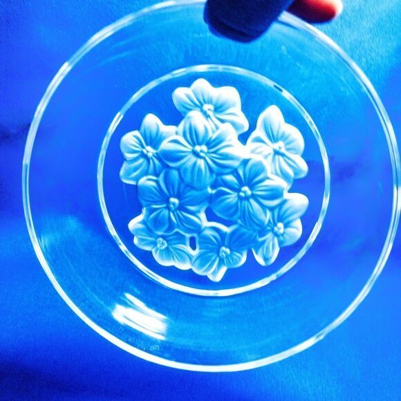 2 Sasaki Etched Crystal Dessert/Nut Bowls - Cherry Blossom - Picture 3 of 11